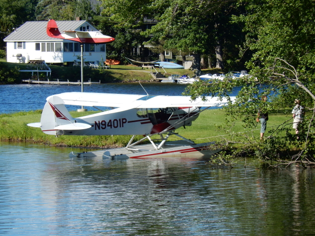 Float Plane Arrives on Highland Lake for a Visit