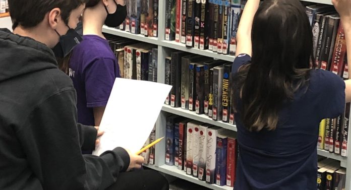 Sixth Graders Explore the Library at an Educational Scavenger Hunt