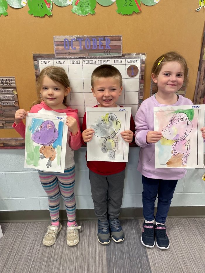 Kindergarteners Explore the World of Dinosaurs Through Paintings