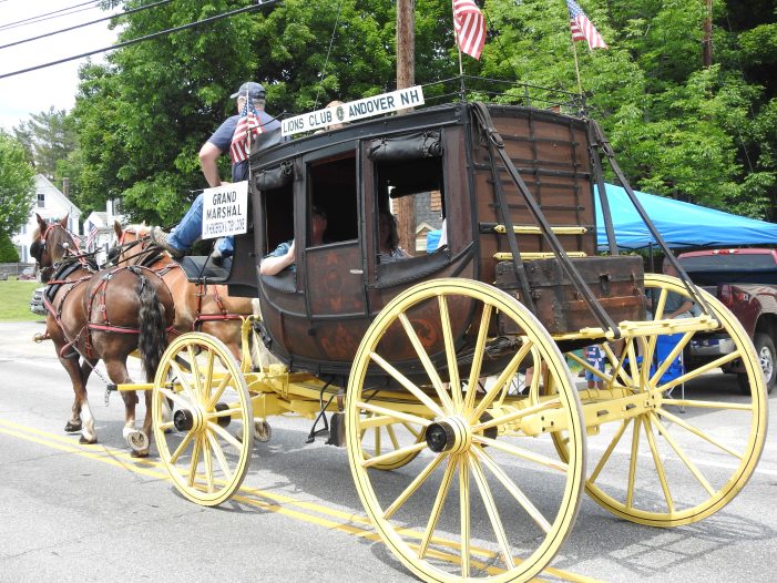 The Lions Club Stagecoach Participates in the 2019 July 4 Parade
