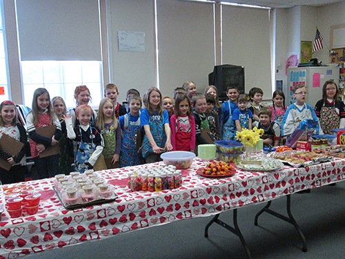 Second Graders Present Healthy Heart Restaurant