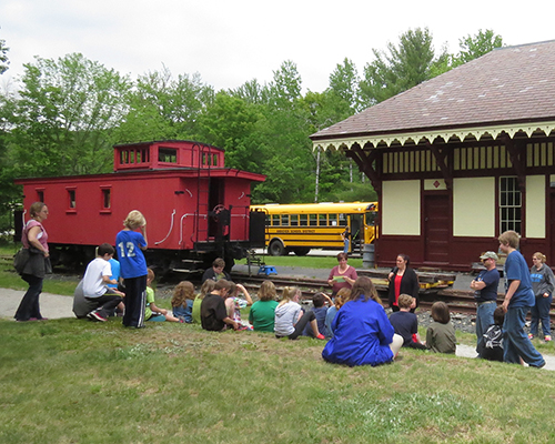 Area Fourth Graders Visit Potter Place Museums