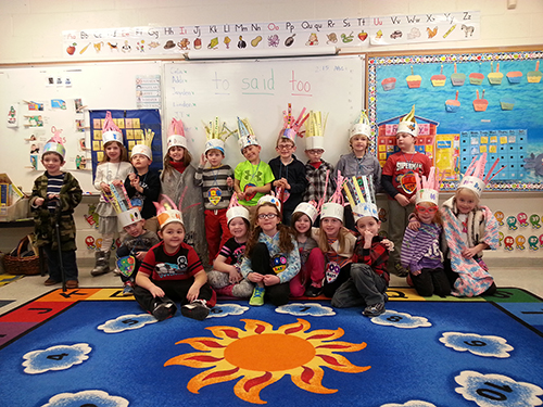 AE/MS Kindergarten Celebrates 100th Day of School