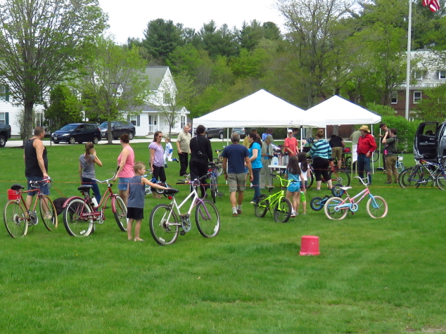 Local Cyclists Enjoy Free Tune-Ups and Bike Swap