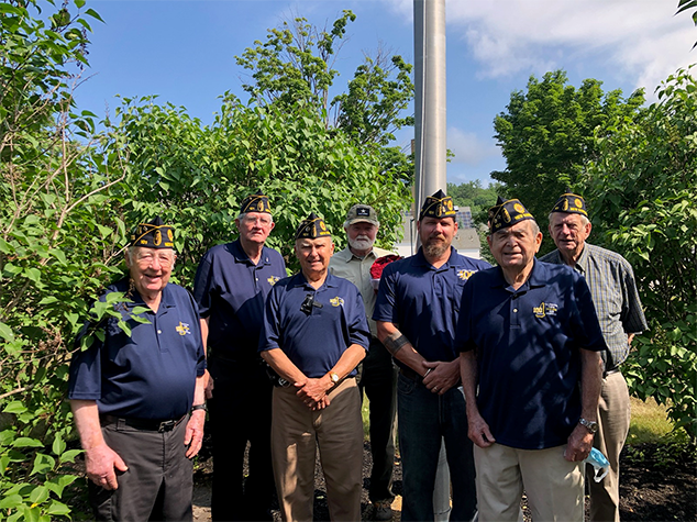 American Legion Raises the Flag on the Fourth