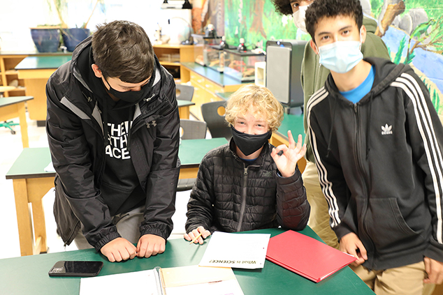 Proctor Students Mix Biology with COVID-19 Precautions During Class