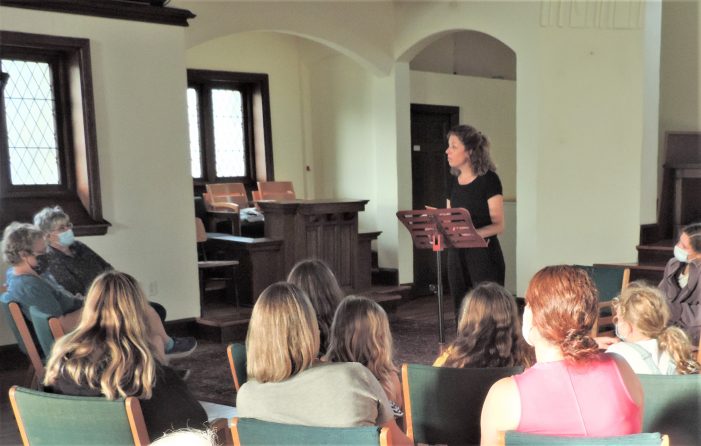 Author Amy Makechnie Draws Attentive Audience to Book-Signing