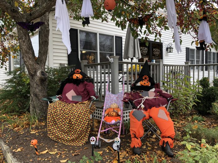 Scarecrow Project Organizers Thank Pizza Chef for Their Display