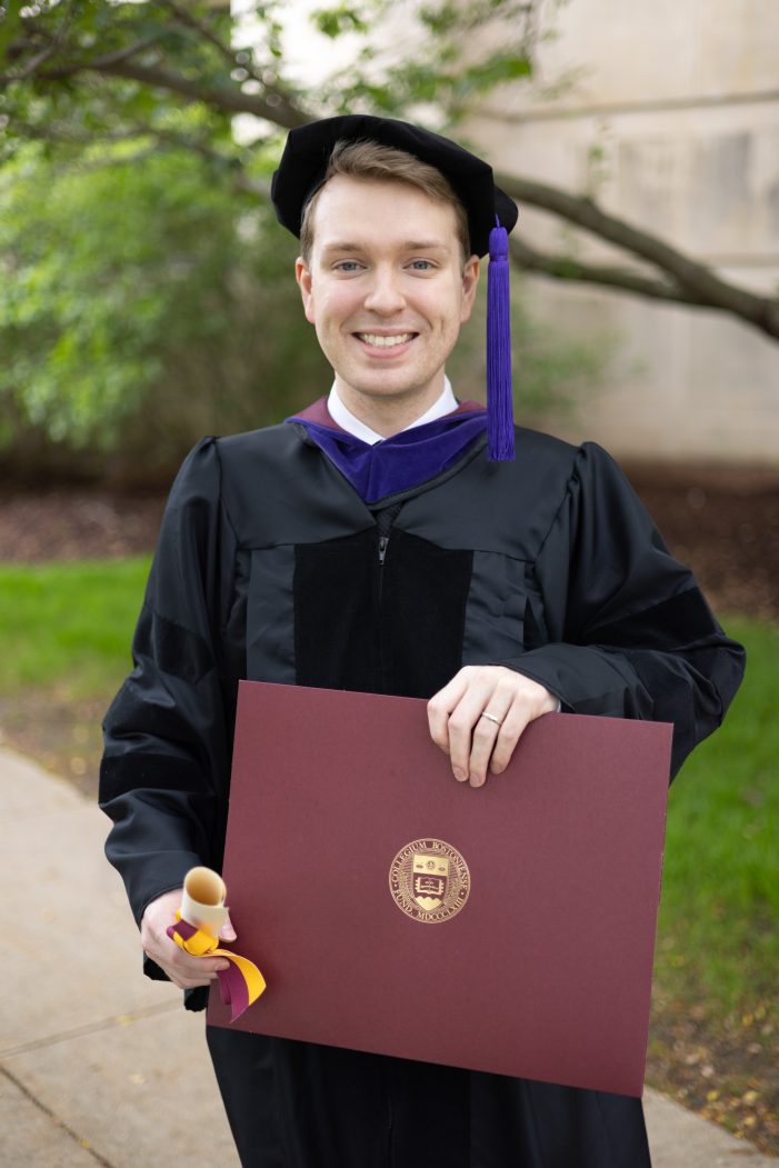 Former AE/MS Student Graduates with Juris Doctor Degree