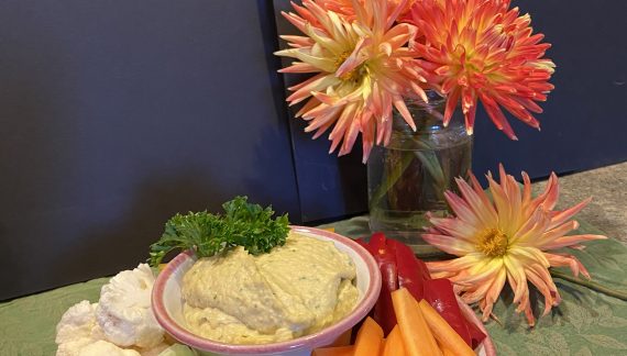 Neighbors Share Recipes: Homemade Hummus