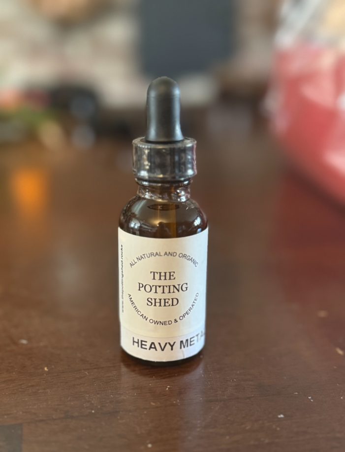 Business Owner and Herbalist Enlightens Readers About Folk Tinctures