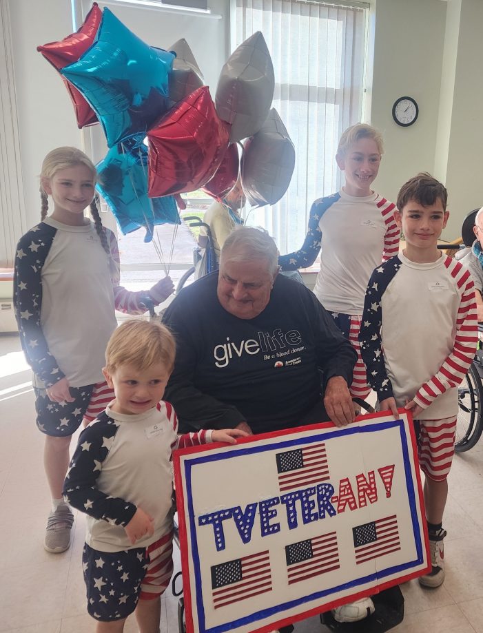 War Vet Enjoys Visit from Great-Grandkids